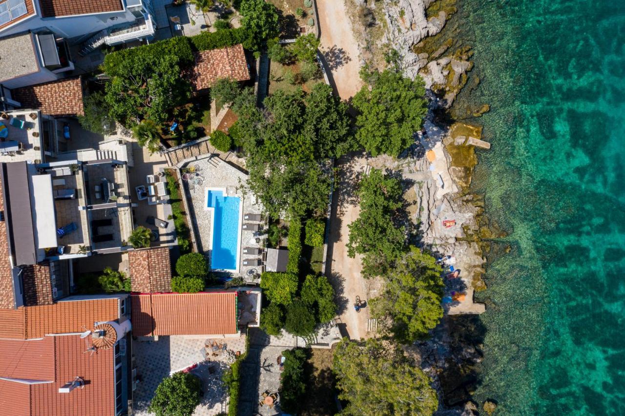 Apartments Ana Малинська Екстер'єр фото